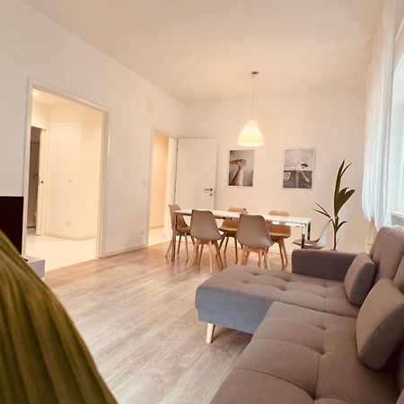 White House Lounge Supreme Apartment Udine Buitenkant foto
