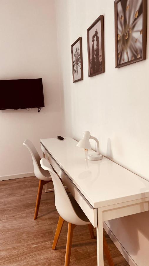 White House Lounge Supreme Apartment Udine Buitenkant foto