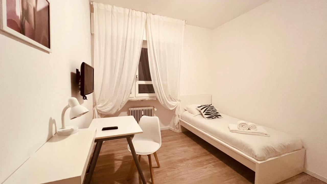 White House Lounge Supreme Apartment Udine Buitenkant foto