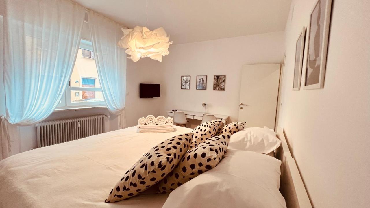 White House Lounge Supreme Apartment Udine Buitenkant foto