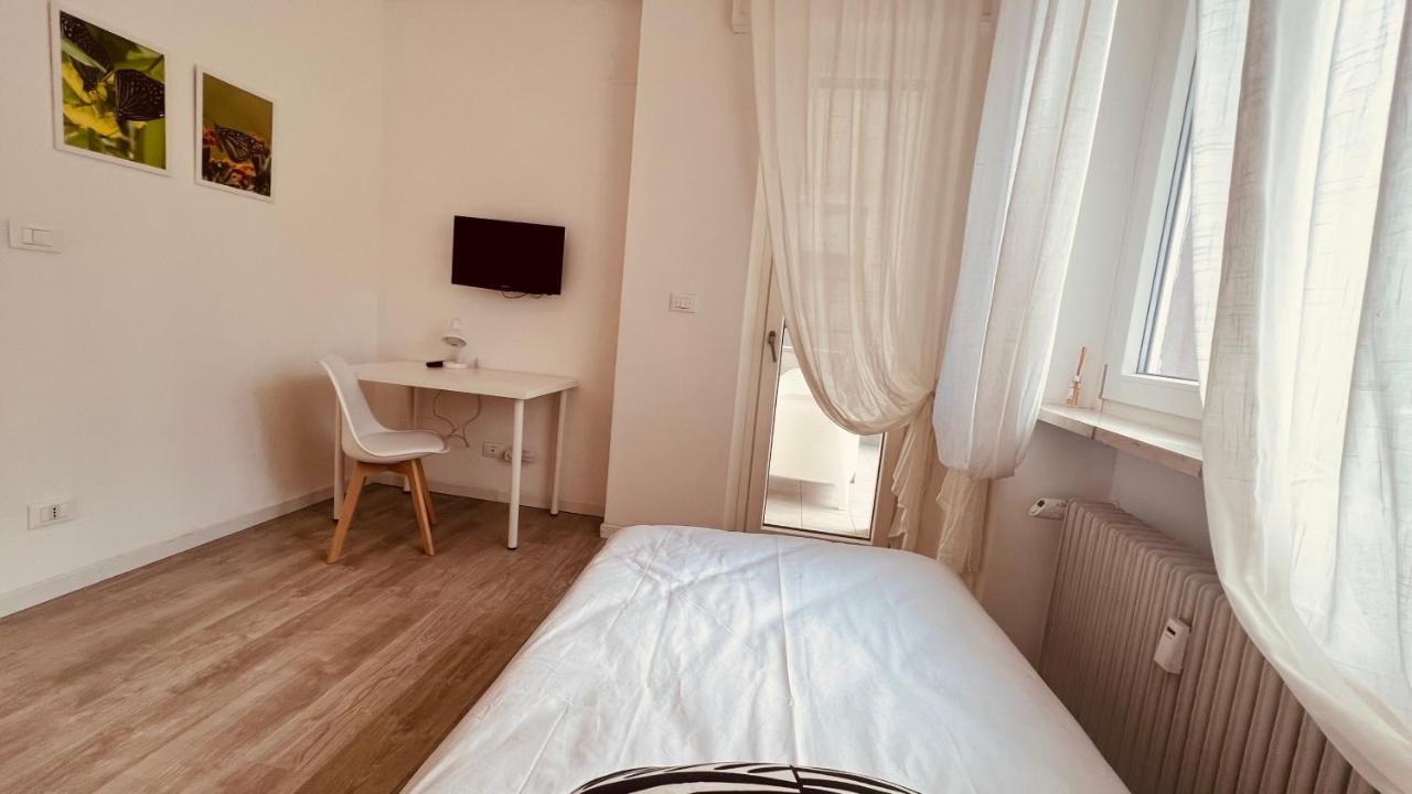 White House Lounge Supreme Apartment Udine Buitenkant foto
