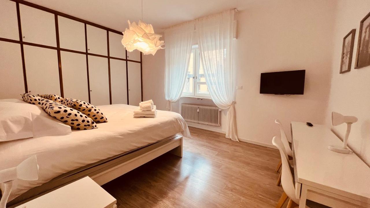 White House Lounge Supreme Apartment Udine Buitenkant foto