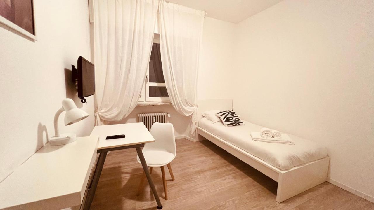 White House Lounge Supreme Apartment Udine Buitenkant foto
